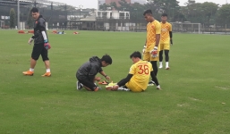 Ngày đầu hội quân U23 Việt Nam, Bùi Tiến Dũng gặp sự cố