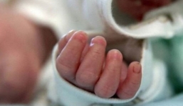 Bé gái 2 tuổi tử vong bất thường tại nhóm trẻ tư thục