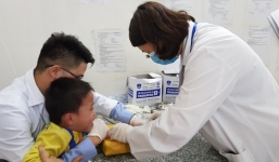 Bộ Y tế khẩn cấp yêu cầu Bắc Ninh ngừng lấy máu xét nghiệm sán lợn