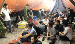 Đột kích sới bạc trong vườn chuối, bắt giữ 25 người