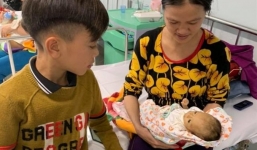 Clip cậu bé 13 tuổi đạp xe từ Sơn La xuống Hà Nội thăm em gây bão