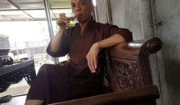 Kỷ luật sư trụ trì bị tố dọa thả chó 'cắn nát mặt' phật tử 