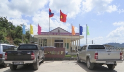 Đình chỉ công tác Chi cục trưởng Hải quan La Lay