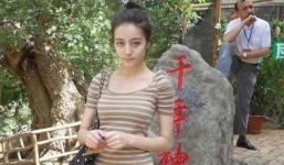 Lộ ảnh quá khứ với nhan sắc gây 'sốc' của Địch Lệ Nhiệt Ba