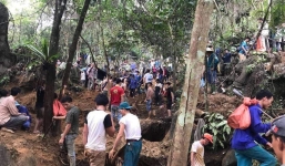 Thực hư việc người dân đổ xô đi đào đá quý 5 tỷ ở Yên Bái