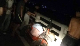 Nghệ An: Vợ trẻ nhảy sông tự tử lúc nửa đêm