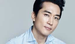 Phũ với Lưu Diệc Phi, Song Seung Hun cuồng nhiệt với 'tình mới' IU