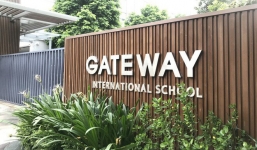 Phó GĐ Công an HN: 'Có thể bé trai 6 tuổi trường Gateway tự thay áo trong xe'