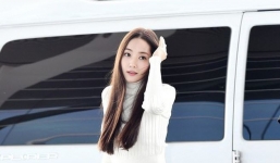 Park Min Young gây náo loạn sân bay với nhan sắc lạ lẫm