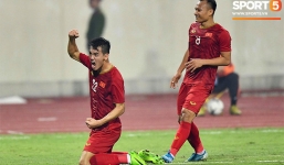 Báo Thái cay đắng với thất bại đội nhà và ngả mũ trước 'ông kẹ' Việt Nam