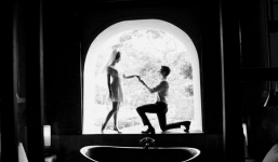 MC Hoàng Oanh lần đầu nói về màn cầu hôn thế kỷ