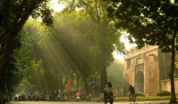 Tin thời tiết, dự báo thời tiết 30/12: Hà Nội hửng nắng