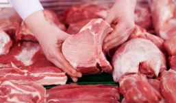 Giá thịt lợn dịp cận Tết leo thang chóng mặt