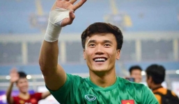 Trước thềm đại chiến, Bùi Tiến Dũng dẫn 500 anh em 'bốc đầu' trên phố gây bão