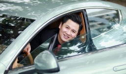 Lộ ảnh hiếm của ông xã Phạm Hương, chuẩn bố đơn thân quốc dân