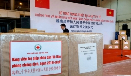 Trung Quốc gửi lời cảm ơn Việt Nam sau lô hàng cứu trợ Vũ Hán giữa đại dịch corona