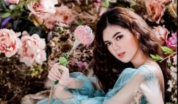 Ngọc Trinh khoe ảnh hở bạo đỏ mặt, dân tình lại chỉ chú ý màn thả thính