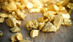 Giá vàng bất ngờ leo đỉnh, vượt ngưỡng 48,6 triệu đồng/lượng vào chiều nay