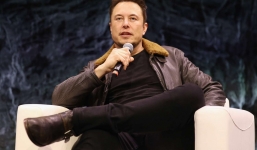 Tỷ phú Mỹ tuyên bố mình là 'ma cà rồng 3000 tuổi'