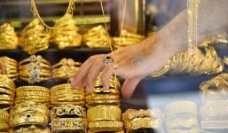Tin tức giá vàng mới nhất hôm nay 4/3: Tăng dựng đứng