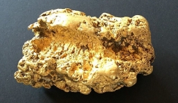 Thức trắng 3 đêm vì nhặt được vàng khủng và sự thật khó tin phía sau