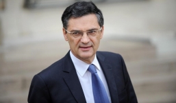 Cựu bộ trưởng Pháp tử vong vì Covid-19