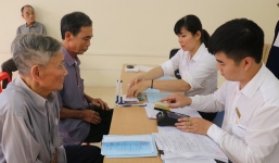 Chi trả gộp 2 tháng lương hưu, trợ cấp BHXH để hạn chế lây lan Covid-19