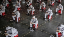 Chuyên gia Anh cảnh báo cách ly toàn xã hội có thể cứu sống hàng triệu người