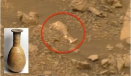 Bất ngờ phát hiện bình cổ trên sao Hoả