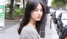 Song Hye Kyo gây 'choáng' với nhan sắc mặt mộc