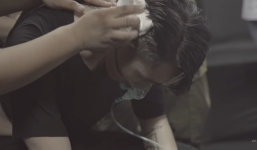 Sơn Tùng M-TP phải thở oxy vì kiệt sức sau màn 'đánh úp' fan 