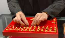 Giá vàng, tin tức giá vàng mới nhất hôm nay 15/7: Bật tăng lịch sử