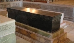 Lời nguyền nghiệt ngã của lãnh chúa và cái chết của hàng triệu người