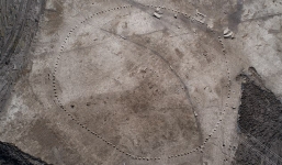 Va phải hơn 60.000 mộ cổ, đường tàu 'ma ám' mở cửa mật thất hàng thế kỷ với nghi lễ rợn người