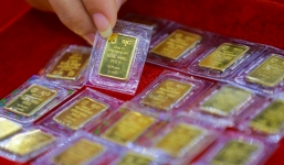 Giá vàng, giá vàng mới nhất hôm nay 5/8: Vượt đỉnh lịch sử