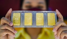 Giá vàng, giá vàng mới nhất hôm nay 11/8: Đảo chiều, lao dốc không phanh