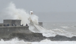Tin bão, tin bão cập nhật: Áp thấp nhiệt đới giật cấp 9, sắp mạnh lên thành bão
