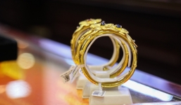 Giá vàng, giá vàng mới nhất hôm nay 10/9: Giảm sâu chỉ là bẫy ảo, bất ngờ đảo chiều tăng vọt