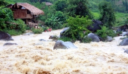 Họp khẩn lập phương án đối phó với lũ dồn về các hồ chứa phía Bắc