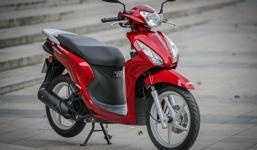 Honda Vision bất ngờ 'đội giá', trở thành mẫu xe 'có giá' giữa lúc thị trường xe đang ảm đạm