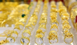 Giá vàng, giá vàng mới nhất hôm nay 16/10: Mất đà lao dốc giảm sâu, lo ngại 'bẫy ảo'