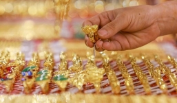 Giá vàng, giá vàng mới nhất hôm nay 27/10: Tiếp tục lao dốc, chọc thủng ngưỡng an toàn