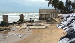 Sơ tán gần 500.000 dân để ứng phó với bão số 9