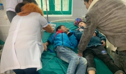 Bản tin giáo dục 24h mới nhất ngày 21/1: Thưởng Tết cho giáo viên, học sinh bị ngộ độc