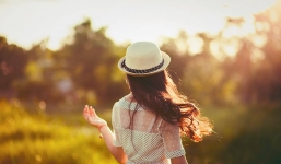 Thời tới khó cản, TOP 3 con giáp đổi đời thay vận sau Tết Thanh Minh 