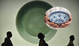 Mua bát cũ ở phiên chợ trời, bỗng thành tỷ phú khi vô tình nhận về hơn 17 tỷ đồng