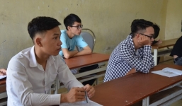 Tin tức giáo dục 24h mới nhất 13/4: Ông Phùng Xuân Nhạ bàn giao nhiệm vụ cho tân Bộ trưởng Bộ GD