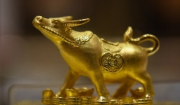 Giá vàng hôm nay 9/7: Neo cao ngất ngưởng phiên giao dịch chiều