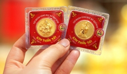 Giá vàng hôm nay, dự báo giá vàng mới nhất 16/7: Chọc thủng ngưỡng cao nhất