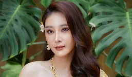 Mẹ đẻ của 'ác nữ' trong Chiếc lá cuốn bay bất ngờ tung bằng chứng phía sau sự ra đi của con gái